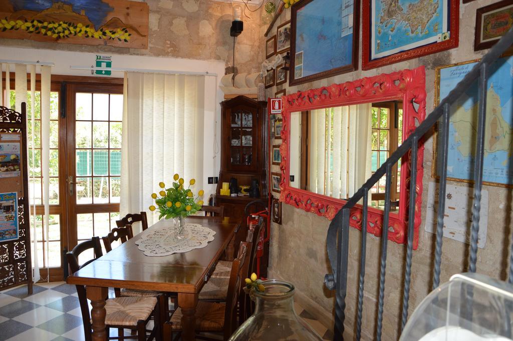 Guest House Al Giardino Dei Limoni ファヴィニャーナ エクステリア 写真